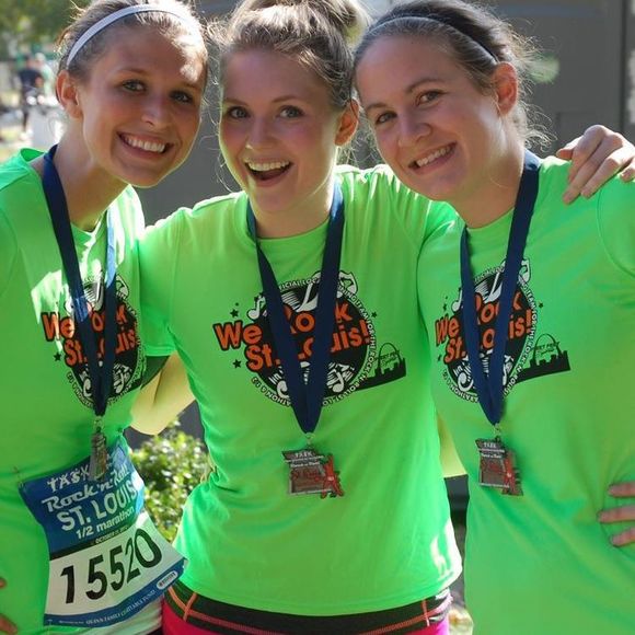 Meet your Posher, Julia - Picture 1 of 1